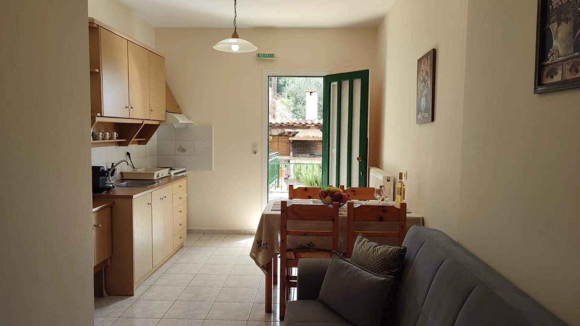 Dimitra'S Cozy Apartment Dilináta